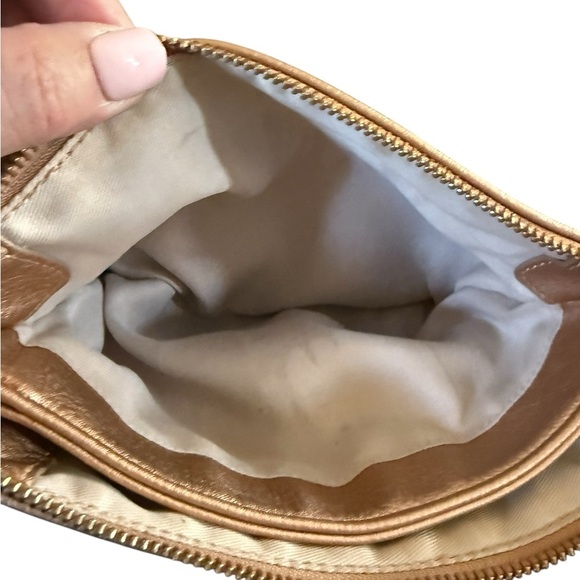 LAUREN CONRAD Rose Gold Crossbody Bag with 5 Leather Roses - Picture 6 of 14